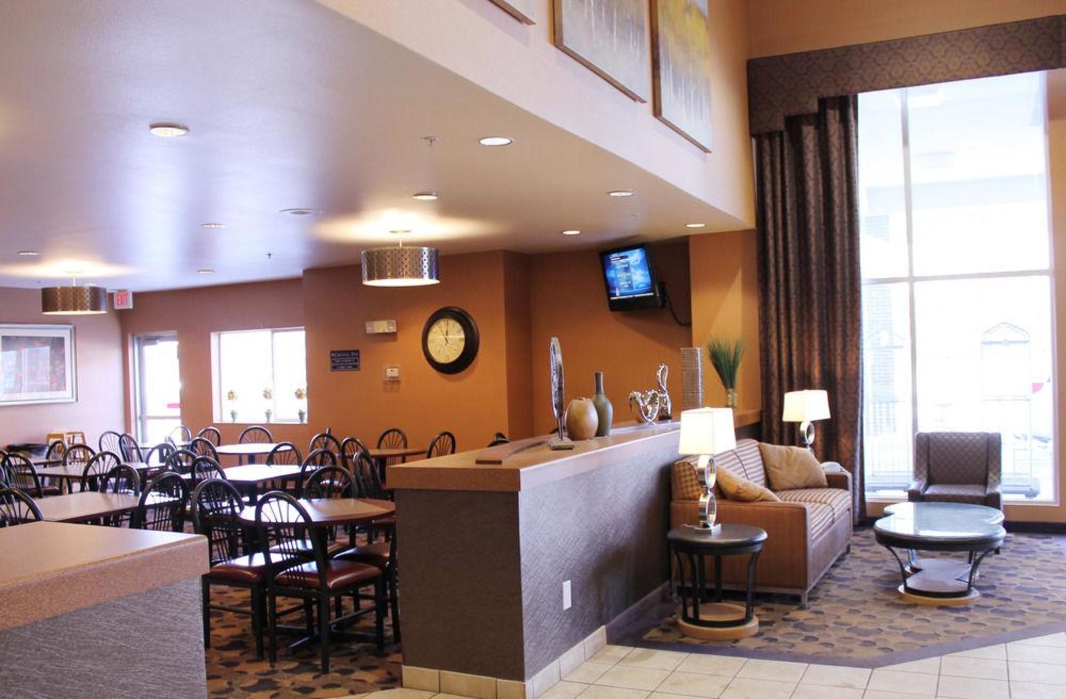 Crystal Inn Hotel & Suites - Midvalley Murray Exterior photo