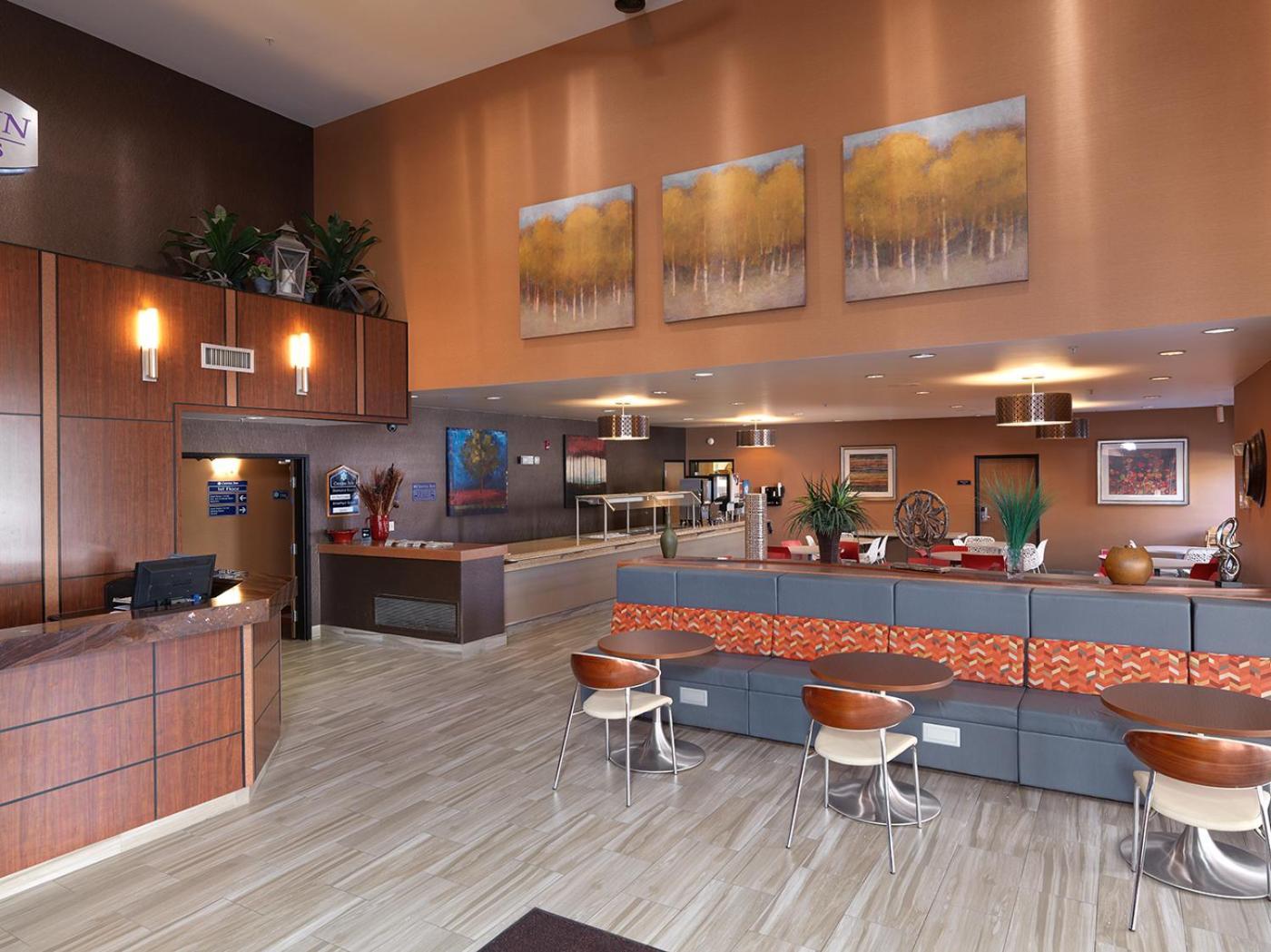 Crystal Inn Hotel & Suites - Midvalley Murray Exterior photo